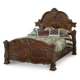 Windsor Court Queen Bed