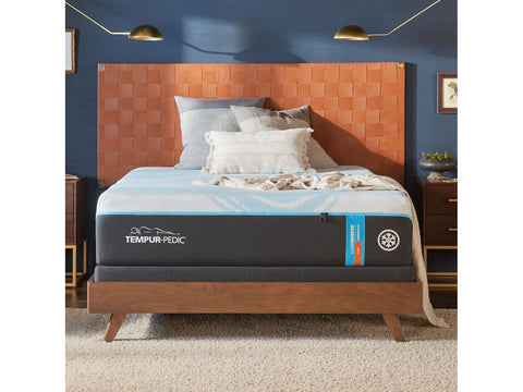 Tempur-Pedic Luxebreeze Firm Split Cal King Mattress